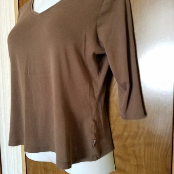 3 cotton shirts in earth tones - Picture 4 of 14